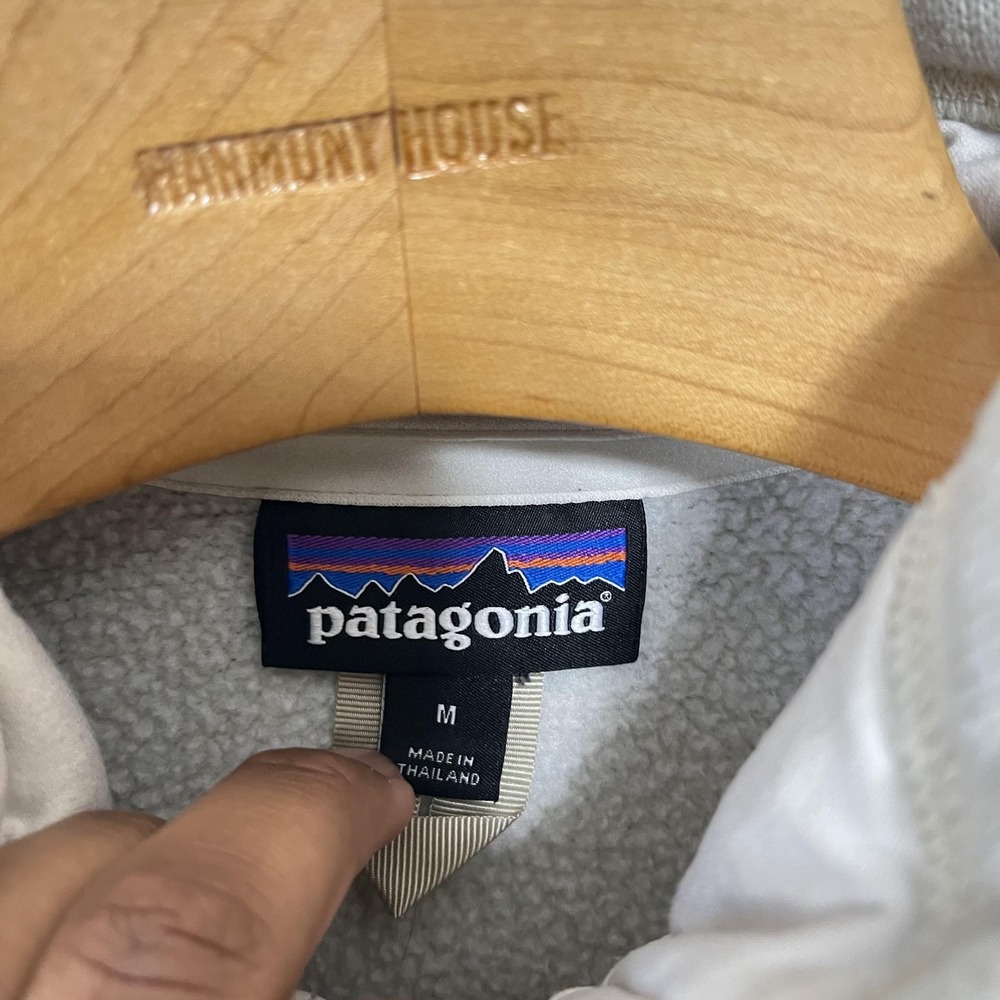 Patagonia Better Sweater 1/4 Zip Fleece Womens M White Pullover Hiking Outdoor - Picture 3 of 5